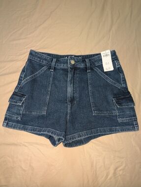 Hollister Curvy Ultra High-rise Mom Shorts 3" Hollister Vintage Stretch Sz. 9